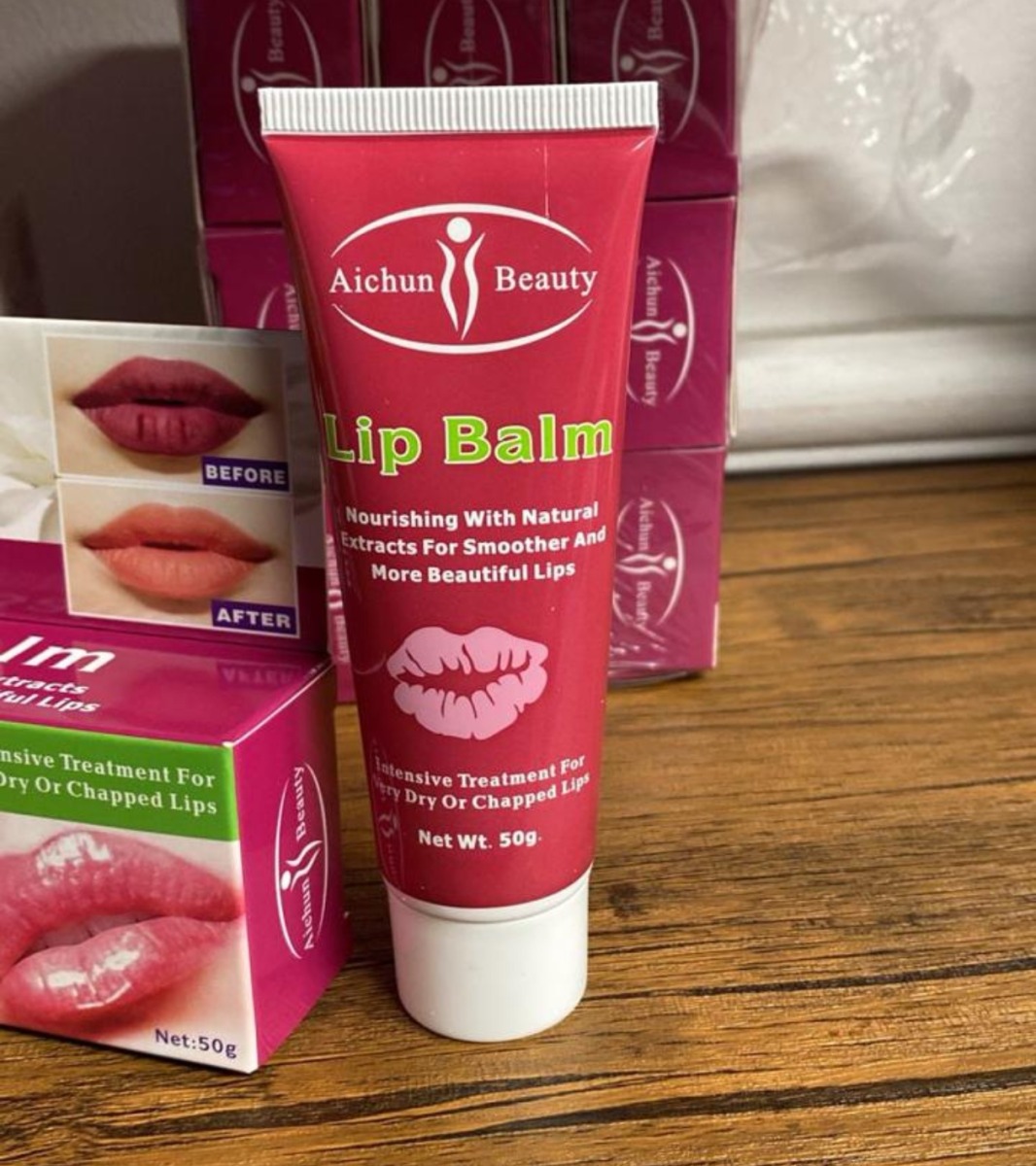 Lip Balm, Natural Extracts Moisturizing Treatment, Highly Concentrated Formula for Very Dry Chapped Lips, with Castor Oil, Beeswax, Carnauba Wax, 50g