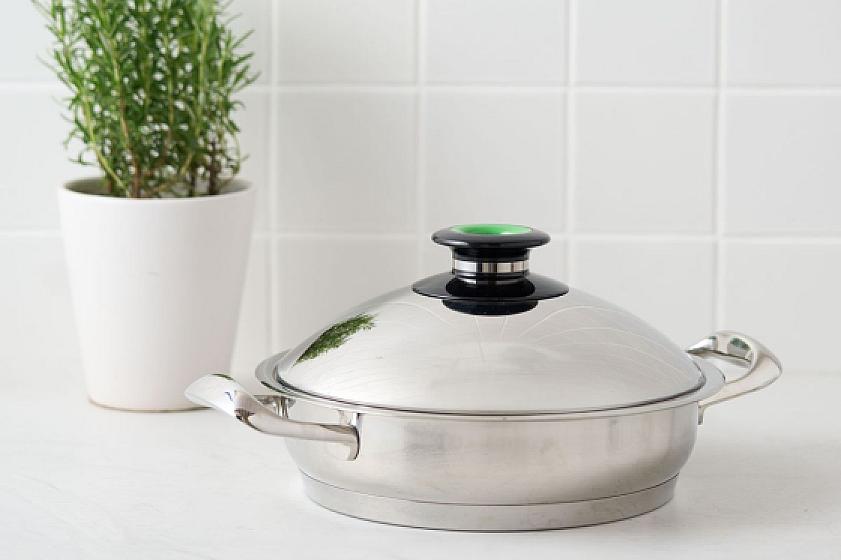24 cm Gourmet Dome Fry Pan product image