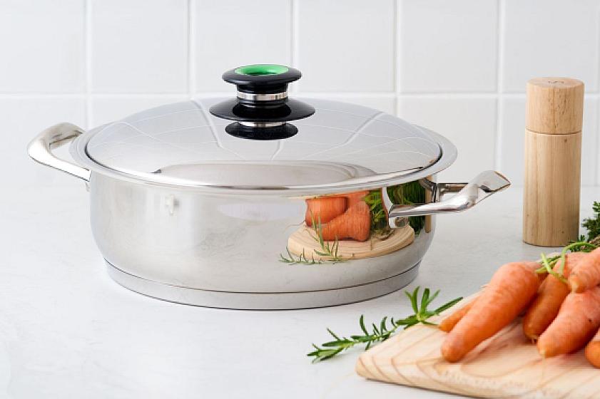 30 cm Gourmet Roaster product image