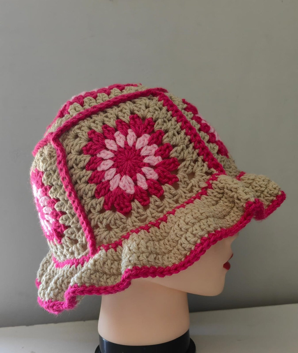 Flower Gran Sqaure Bucket Hat